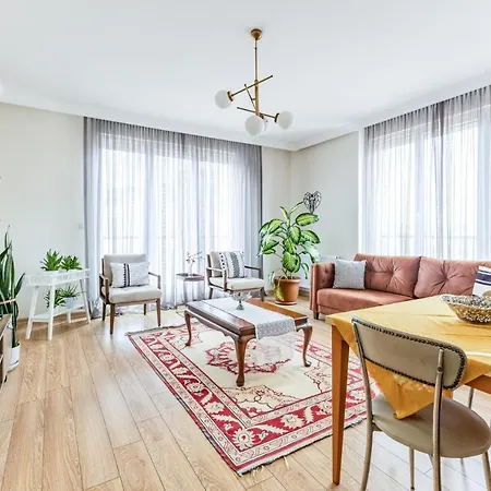 Located Spacious Perfect Flat In Kadikoy Διαμέρισμα