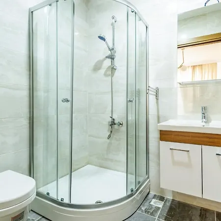 Located Spacious Perfect Flat In Kadikoy Διαμέρισμα