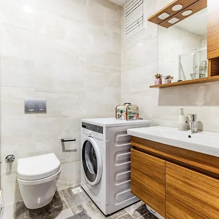 Located Spacious Perfect Flat In Kadikoy Κωνσταντινούπολη